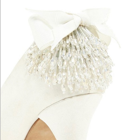 NIB ABS Akira White Satin Peep Toe Shoes - Picture 4 of 13